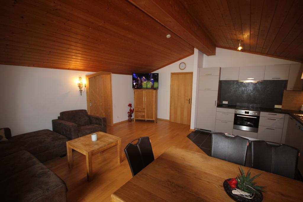 Alpenappartement Kaprun Eksteriør billede