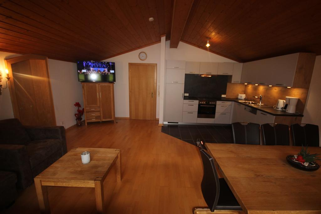 Alpenappartement Kaprun Eksteriør billede