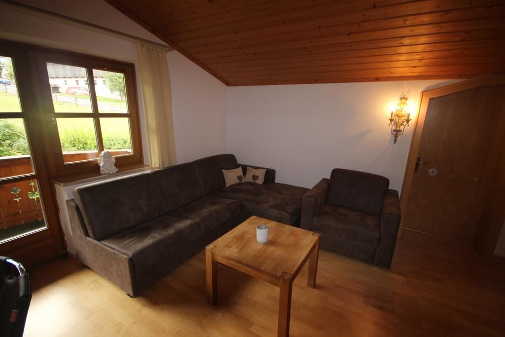 Alpenappartement Kaprun Eksteriør billede