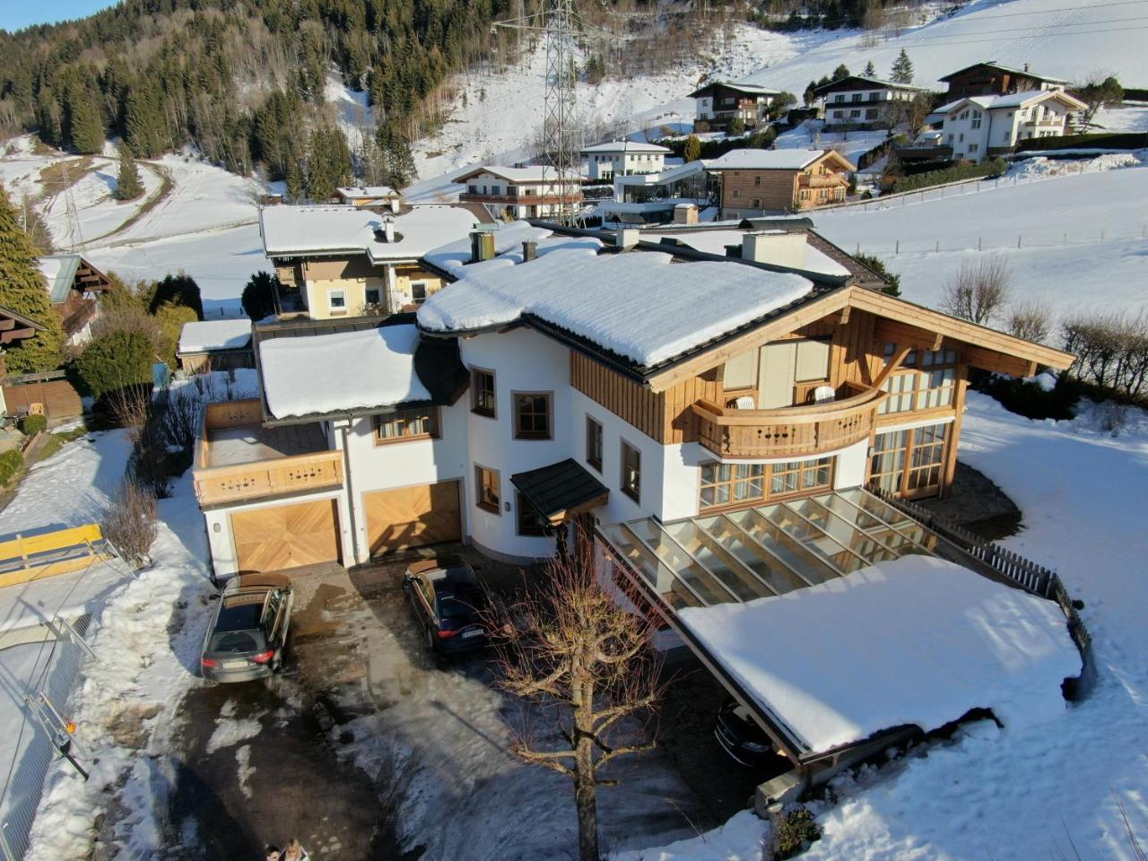 Alpenappartement Kaprun Eksteriør billede
